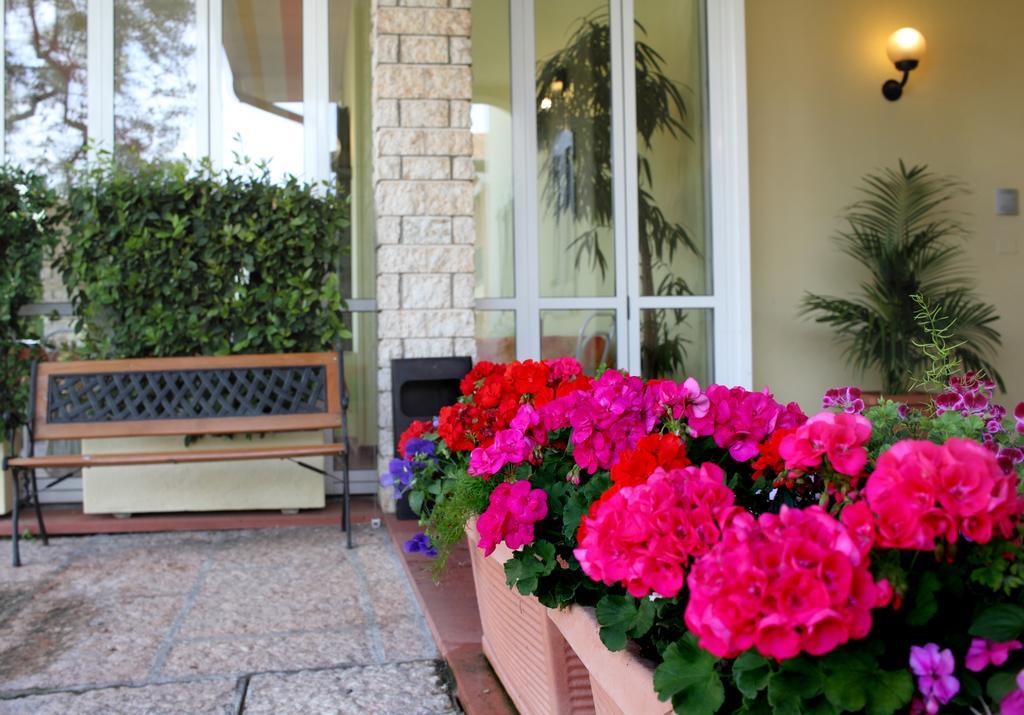 Albergo La Quiete Desenzano del Garda Eksteriør billede