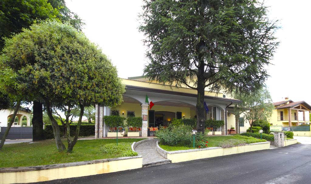 Albergo La Quiete Desenzano del Garda Eksteriør billede